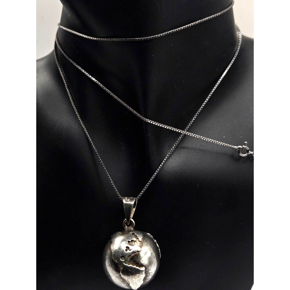 VTG Sterling Signed Italy Globe World CHIME Ball Pendant with 31" sterling Chain